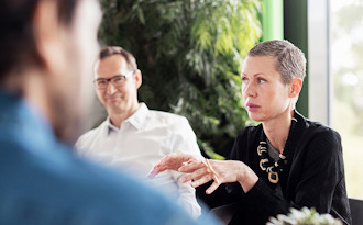 Ett möte med tre personer