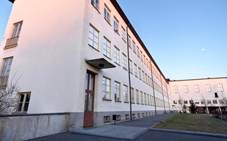 skolbyggnad