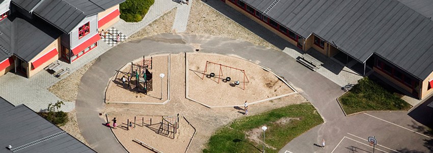 Flygfoto på en skola